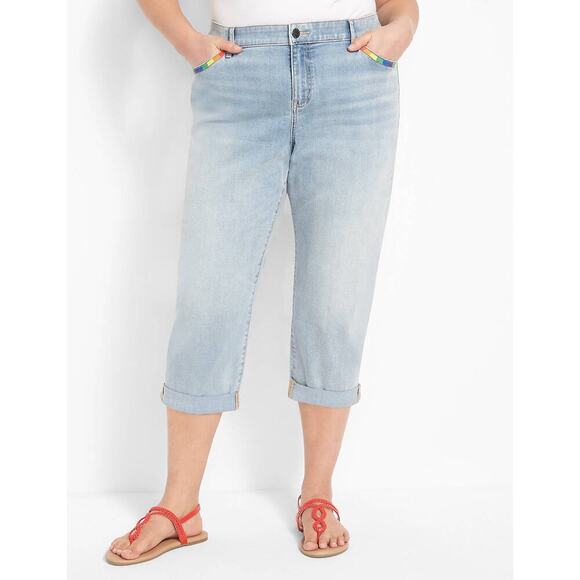 Lane Bryant Signature Fit Boyfriend Capri - Pride Embroidered Light Wash Size 20 - Picture 2 of 12